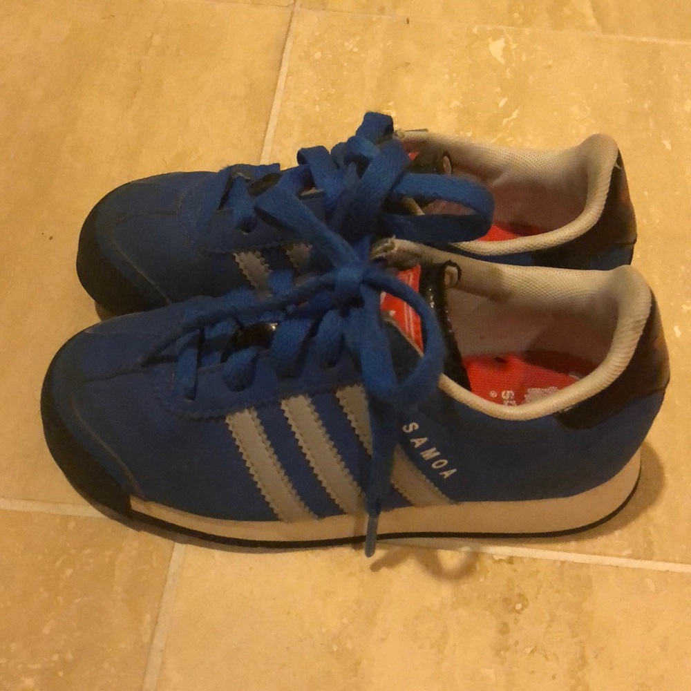 Like New! Adidas Samoa